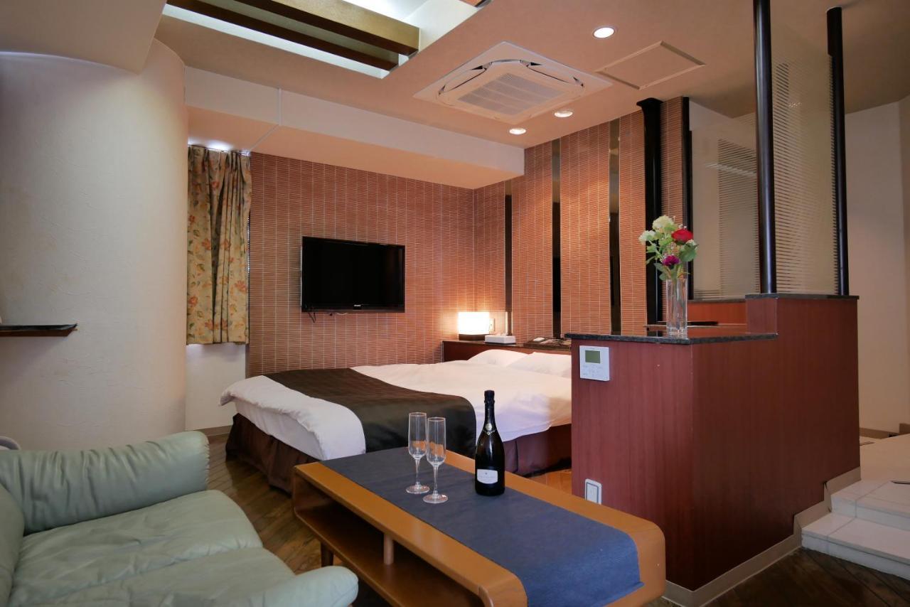 Love hotel Acqua Myu