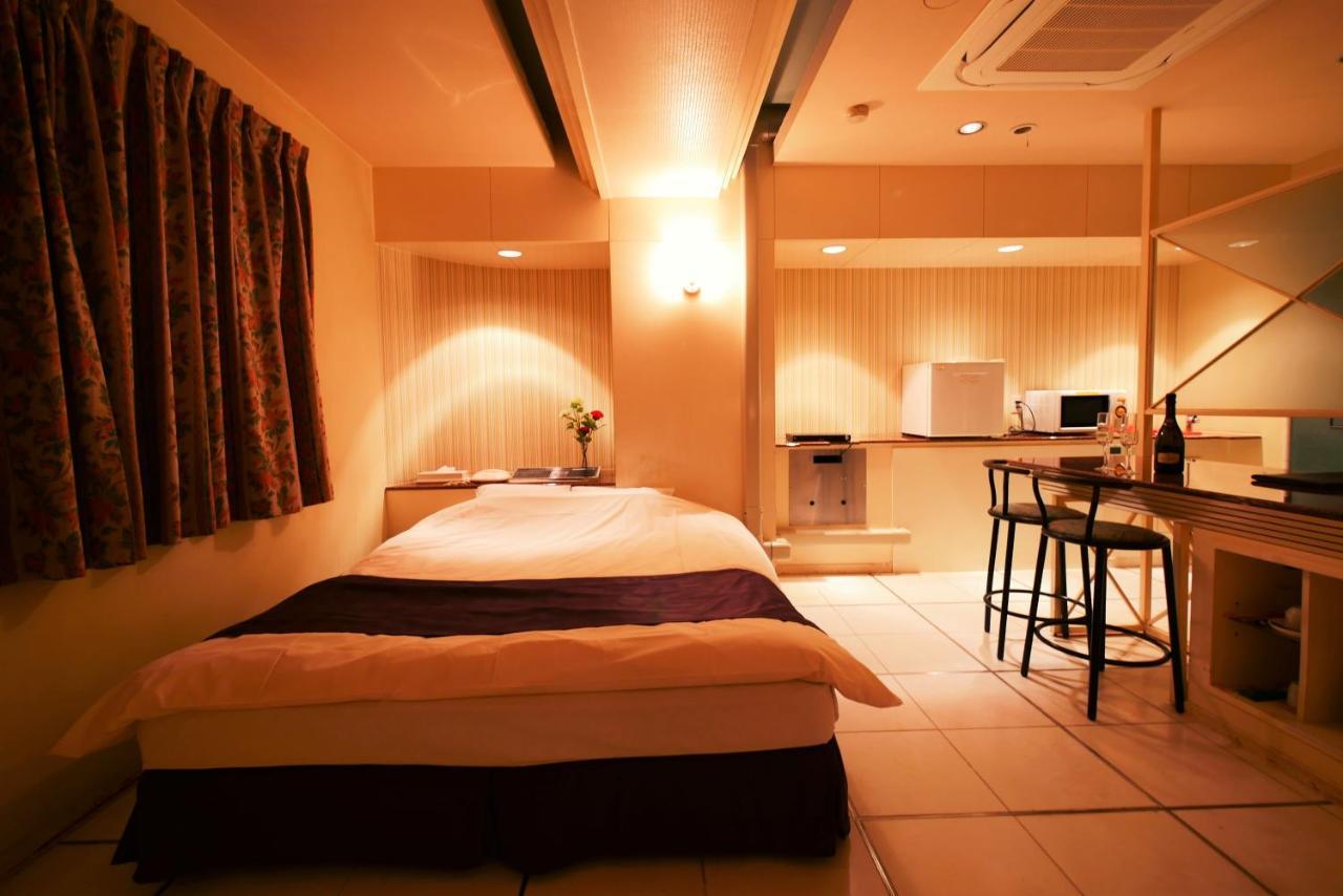 Love hotel Acqua Myu
